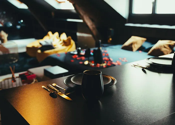 La Marble - Balneo & Sauna * Angers