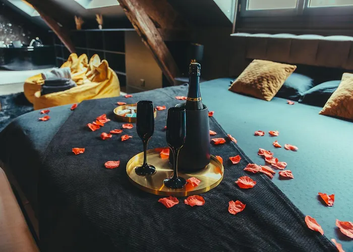 La Marble - Balneo & Sauna Apartmán Angers