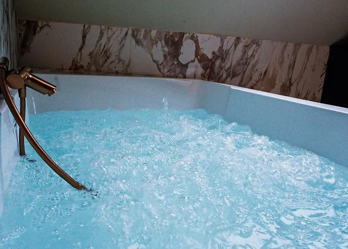 La Marble - Balneo & Sauna * أنجير